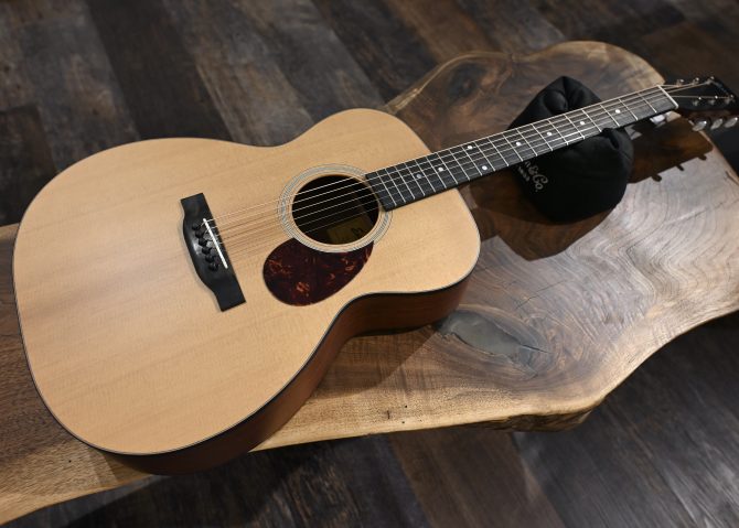 Eastman E1OM Orchestra Model Natural #476