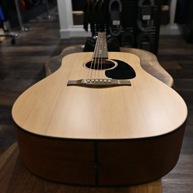 Eastman PCH1-D Dreadnought Natural #677