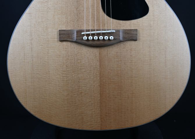 Eastman PCH1-GACE Natural Grand Auditorium #622