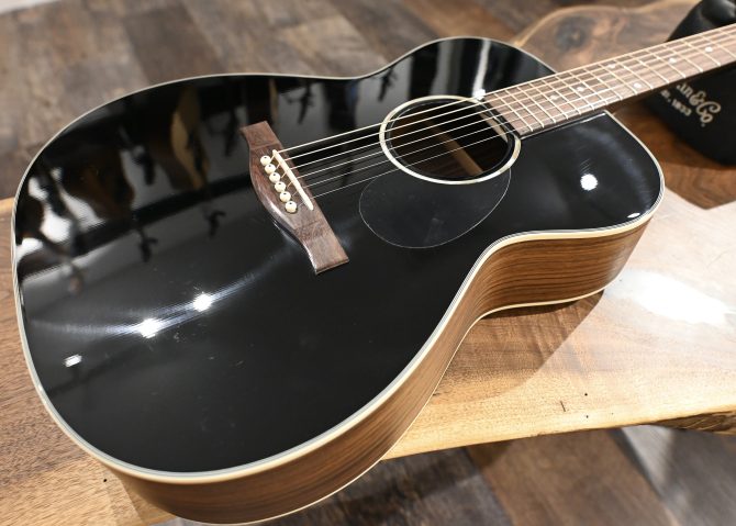 Eastman PCH2-OM Orchestra Model Black #973