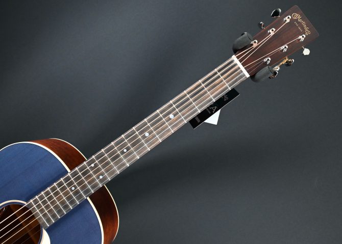 Martin 00L-16E Blue Denim #663