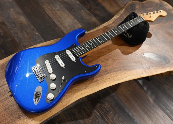 Fender American Ultra II Stratocaster Noble Blue 2024
