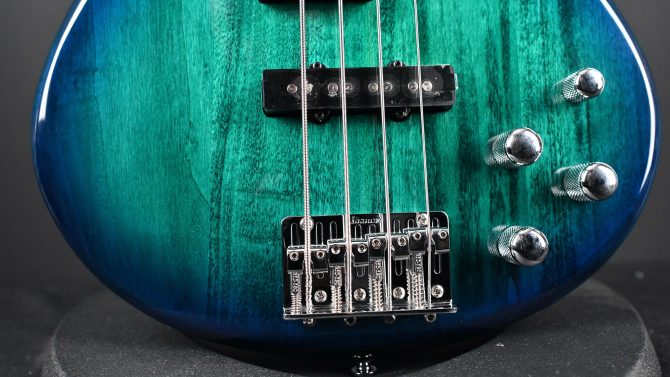Ibanez GSR200-BMT Blue Moon Burst #495