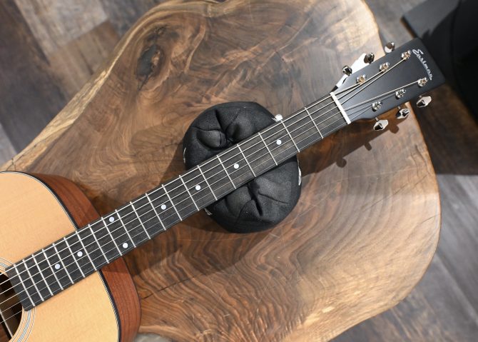Eastman E1OM Orchestra Model Natural #476