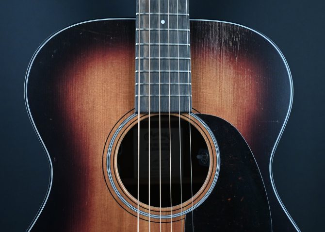 Martin 00-10E Retro Joe Bonamassa