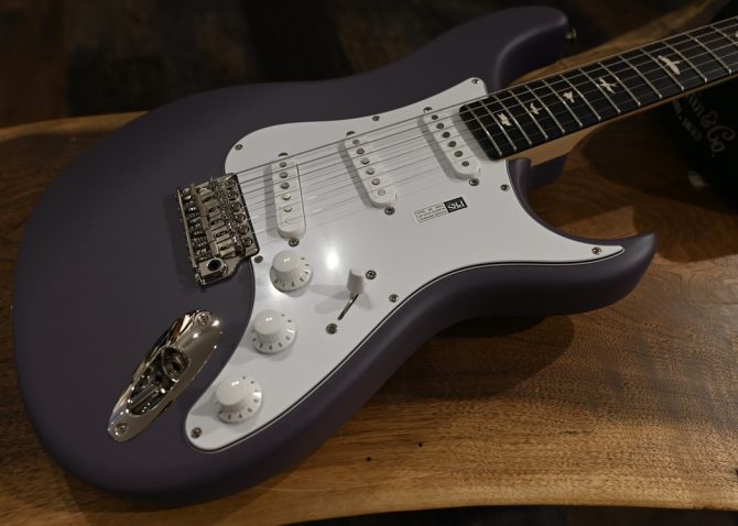 PRS Silver Sky Rosewood Black Plum Satin #242