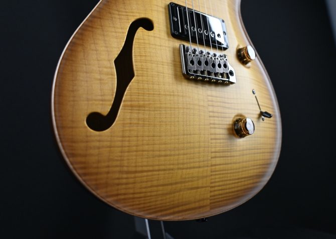 PRS Wood Library Custom 24 Semi-Hollow 10-Top Livingston Lemondrop 2024