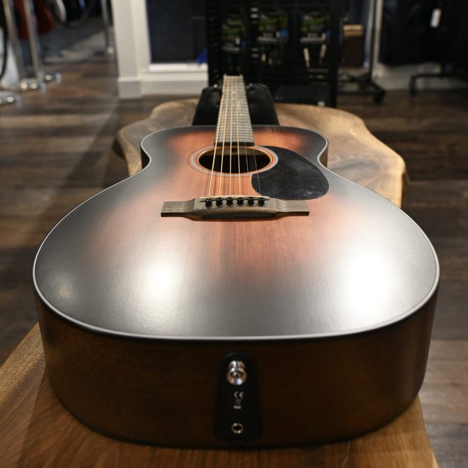 Martin 00-10E Retro Joe Bonamassa
