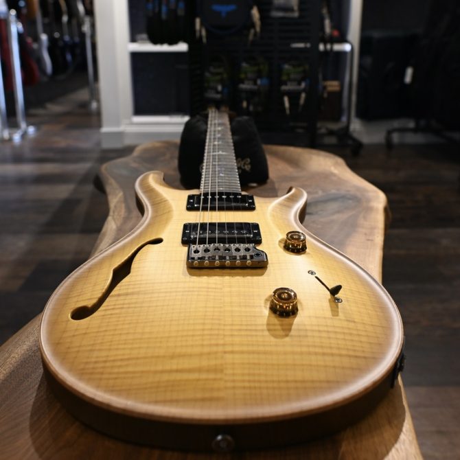 PRS Wood Library Custom 24 Semi-Hollow 10-Top Livingston Lemondrop 2024